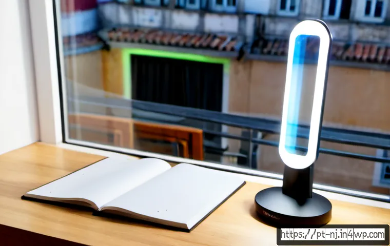 홀로그램 디스플레이 장비 추천 - Photorealistic home office product comparison scene for holographic display equipment, two sleek tra...